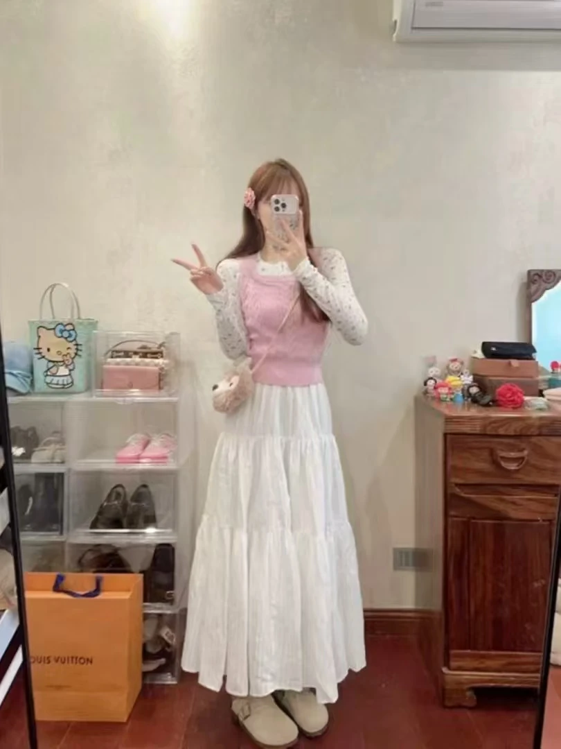 学院风春季套装女款碎花长袖打底衫上衣叠穿背心马甲半身裙三件套