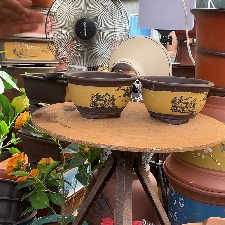 17+17黄色三角金钟花盆紫砂花盆