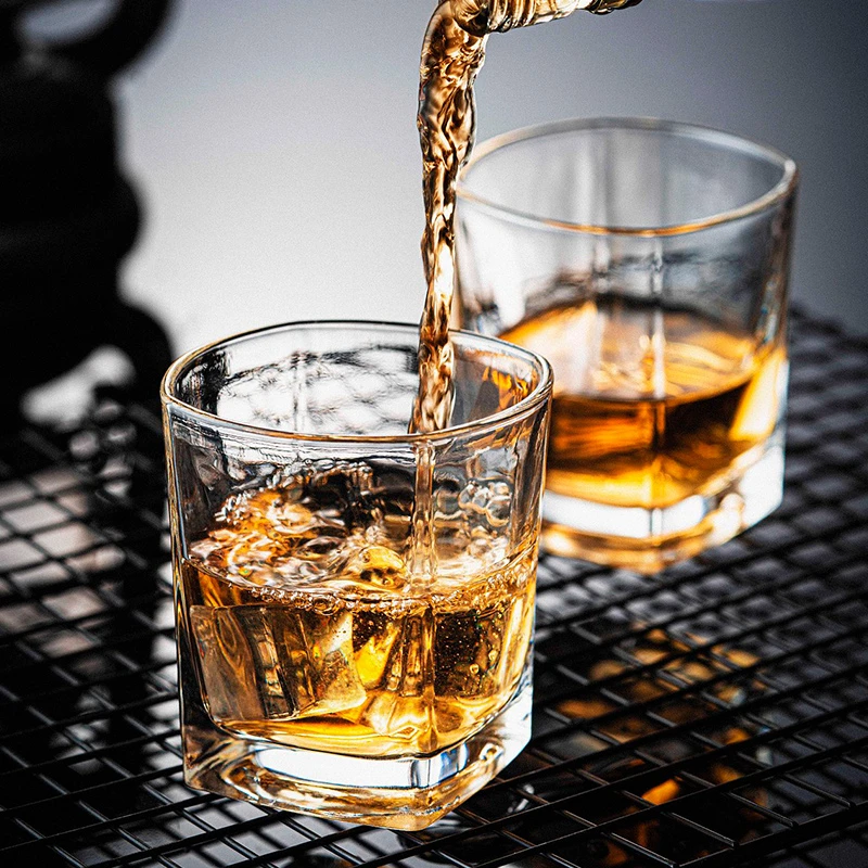 欧式玻璃杯家用啤酒杯洋酒杯茶杯创意加厚威士忌杯透明耐热喝水杯
