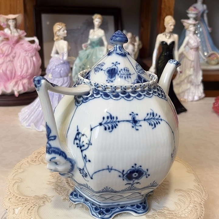 杯欧洲中古瓷器摆件