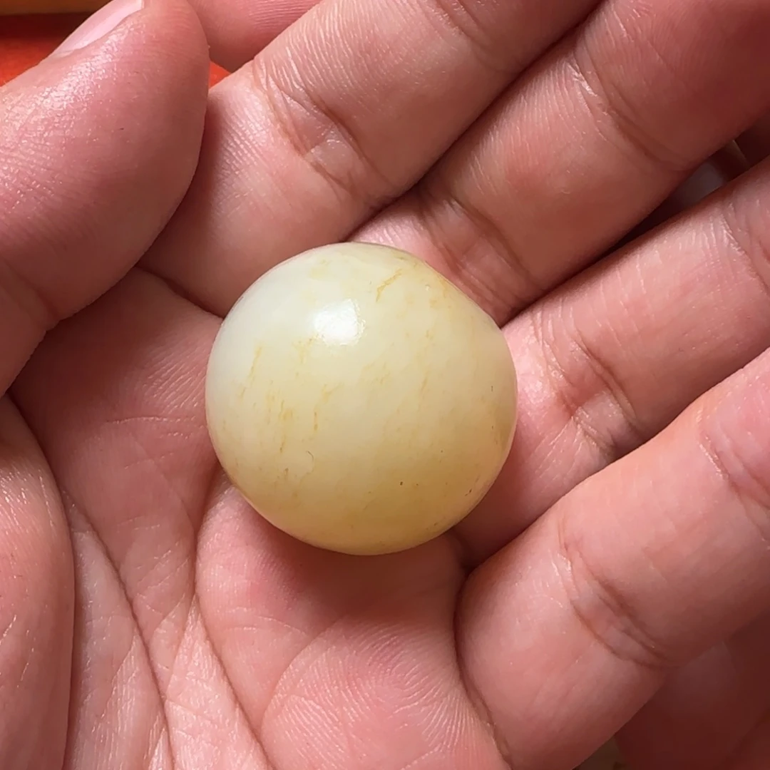 少***游和田玉未镶嵌挂件