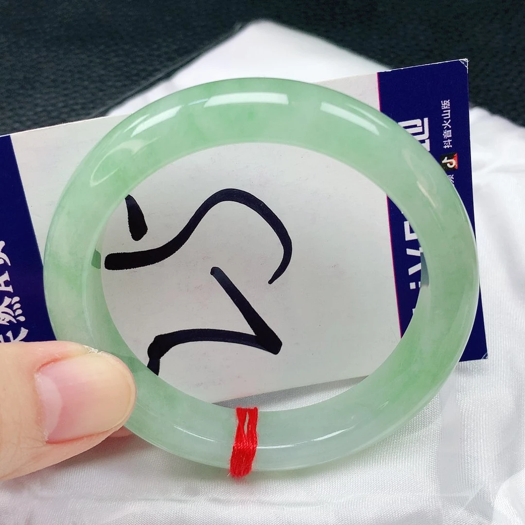 翡翠手镯未镶嵌缅甸天然A货翡翠