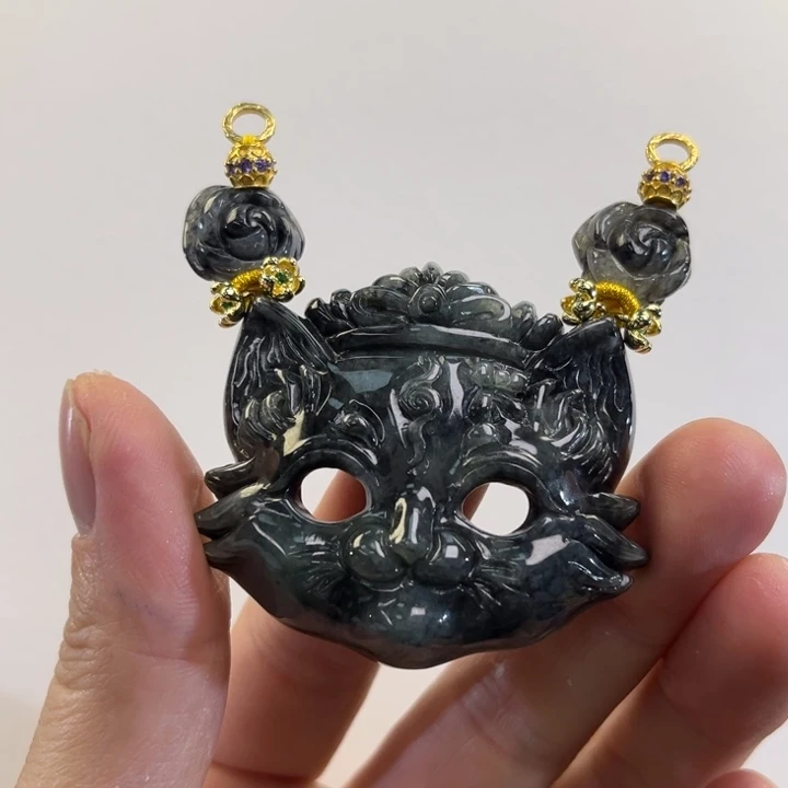 翡翠吊坠(赠链)未镶嵌代编织