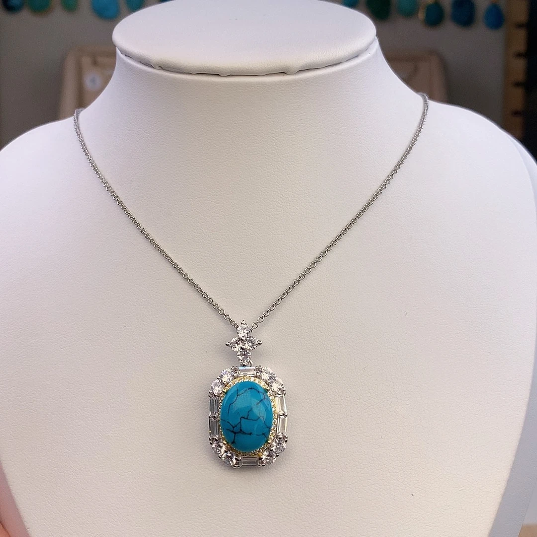 绿松石未镶嵌颈饰