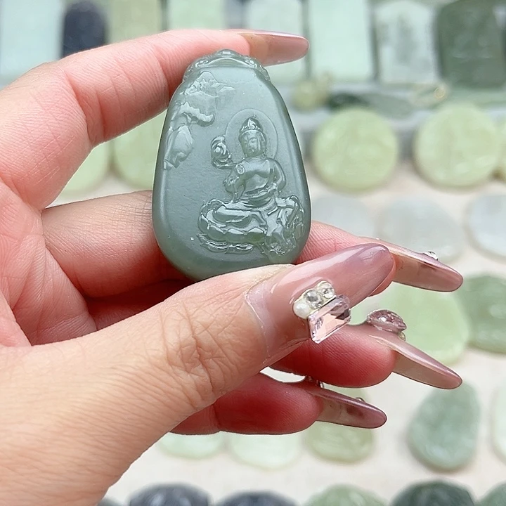 和田玉未镶嵌颈饰