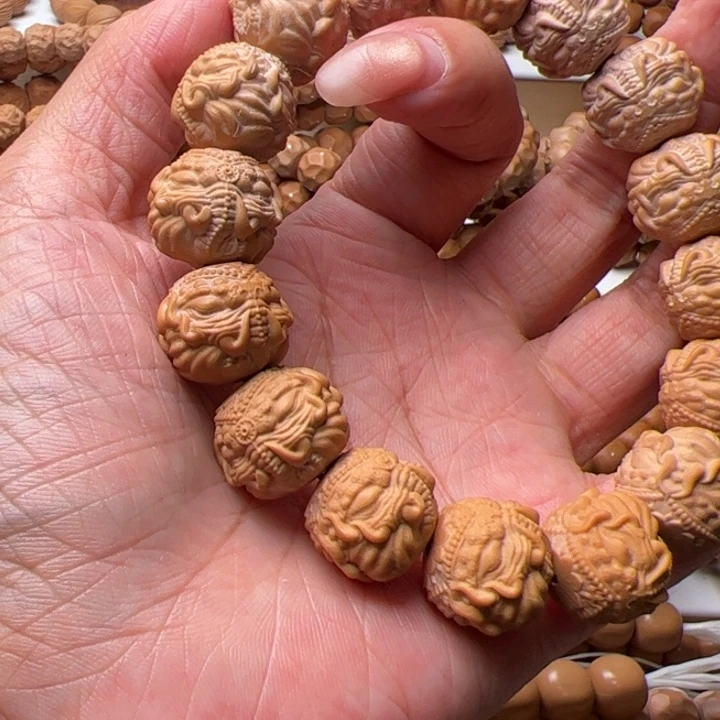 猴头核桃吊坠象神福利款