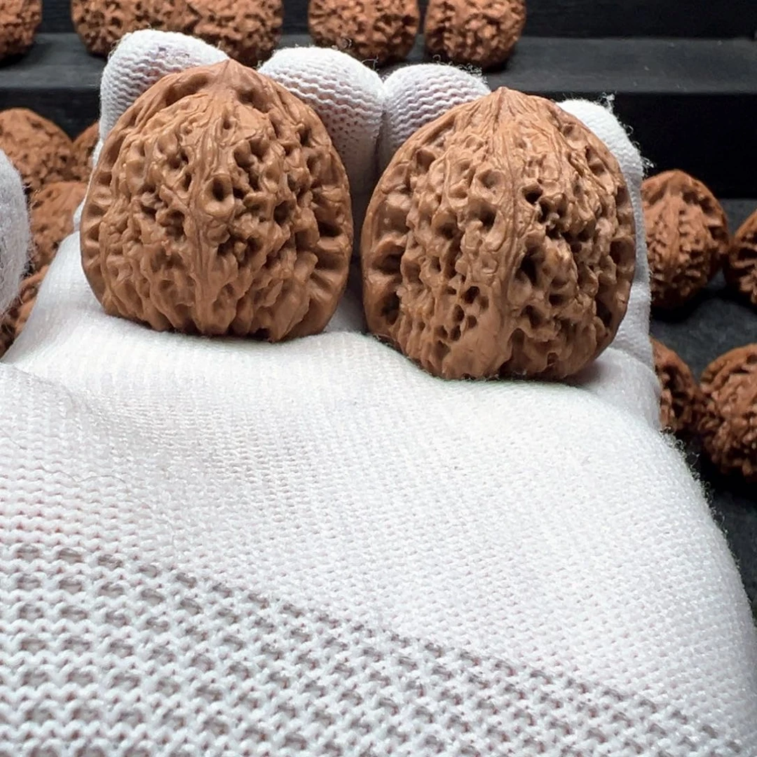 文玩核桃把件南疆