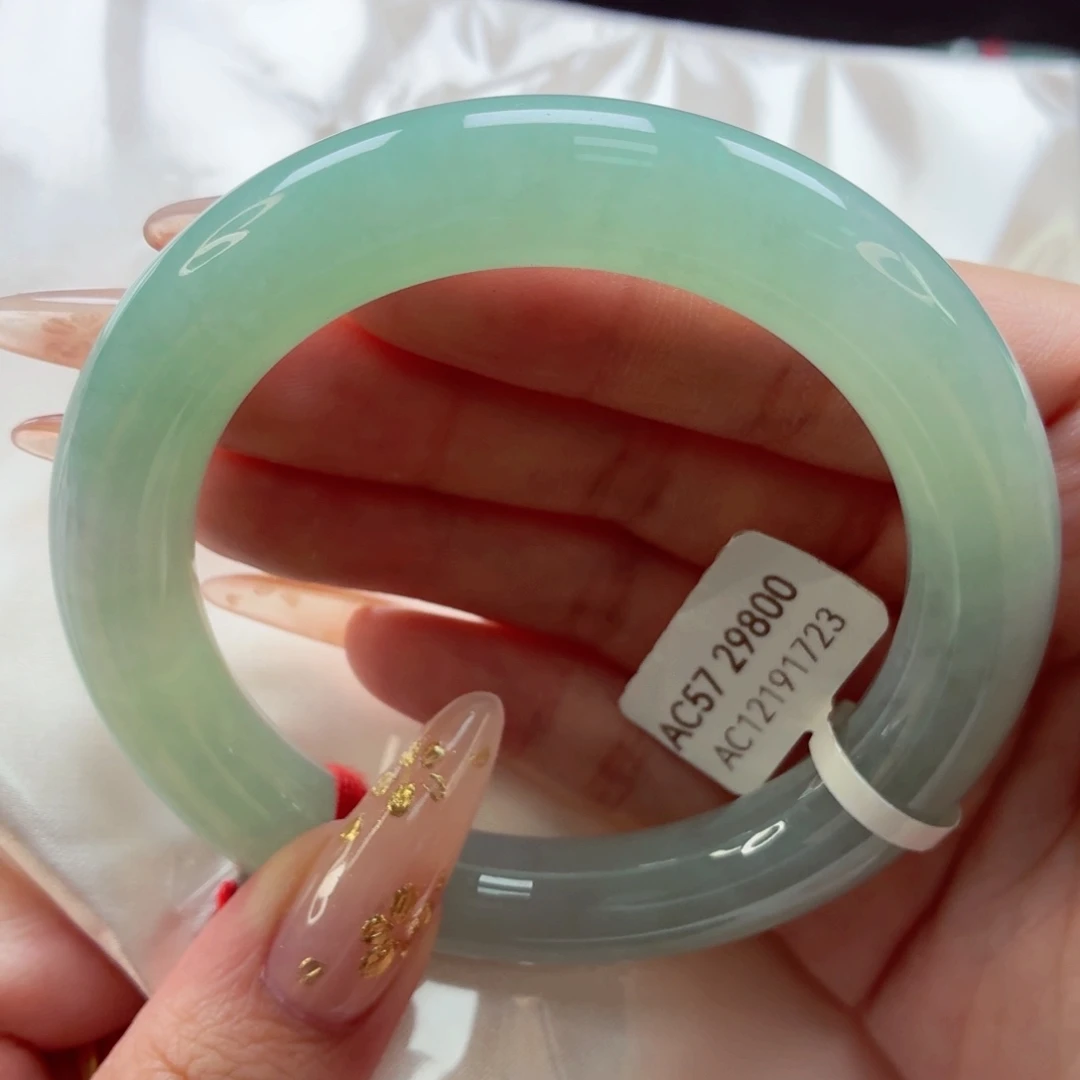 翡翠未镶嵌手镯（圆镯）22（24号）