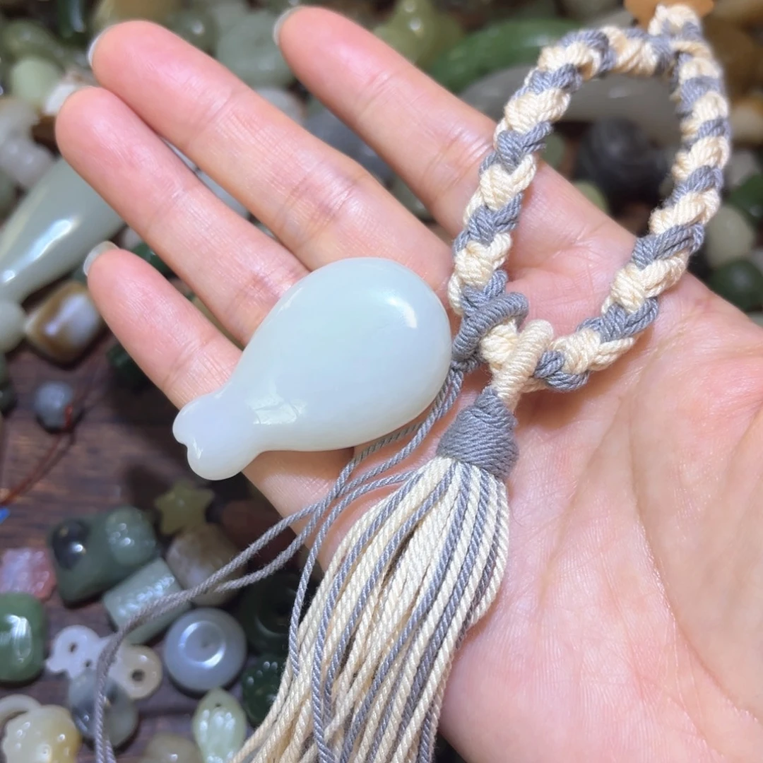 和田玉未镶嵌珠宝半成品