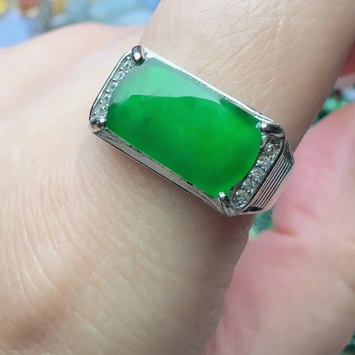 翡翠未镶嵌颈饰天然A货258