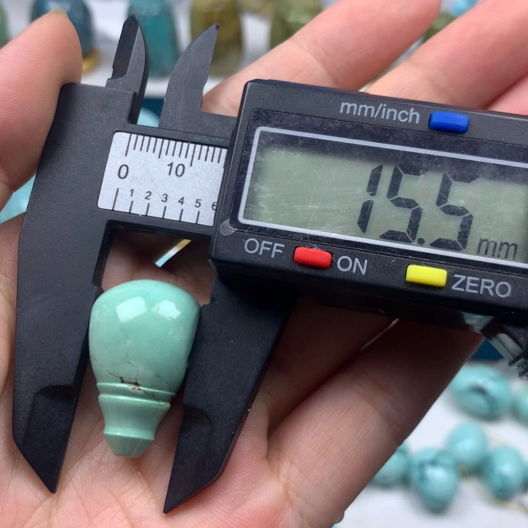 【闪购商品】未镶嵌绿松石珠宝奇石