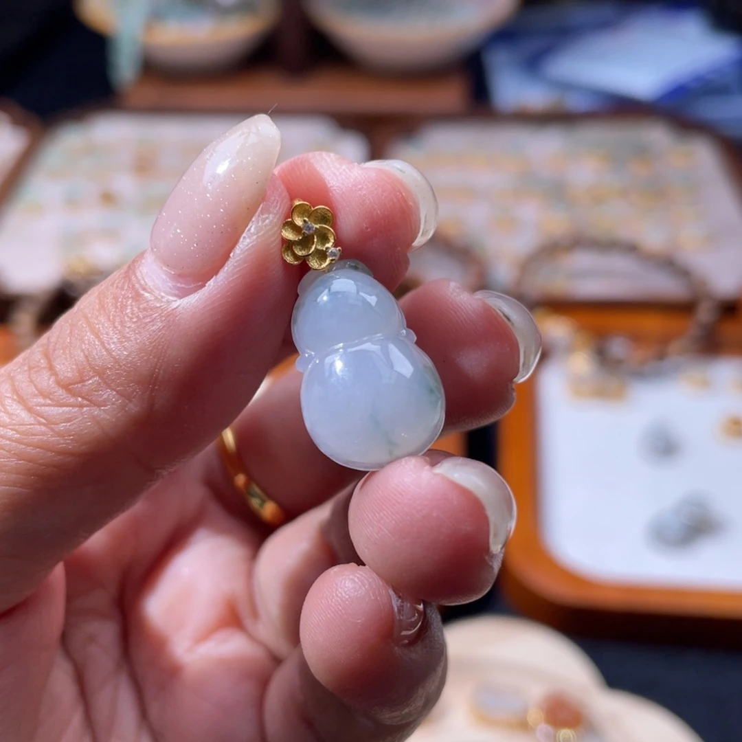 翡翠银S925镶嵌项链葫芦