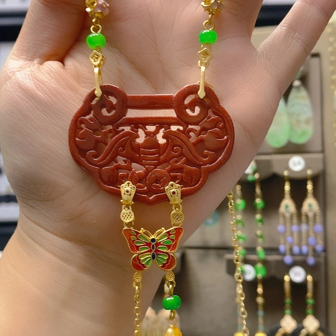 未镶嵌翡翠耳饰翡翠