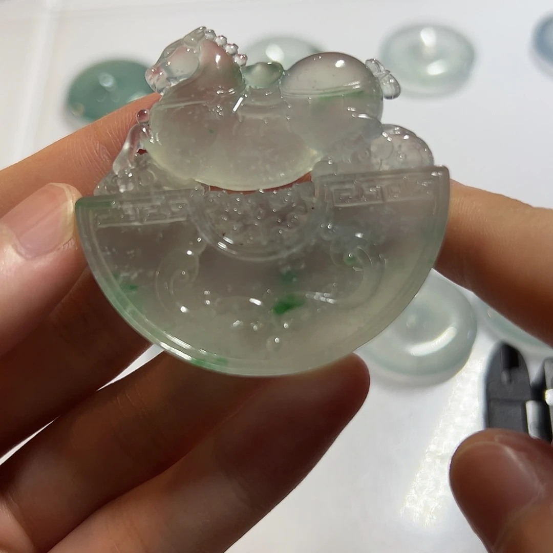 未镶嵌定制翡翠挂件