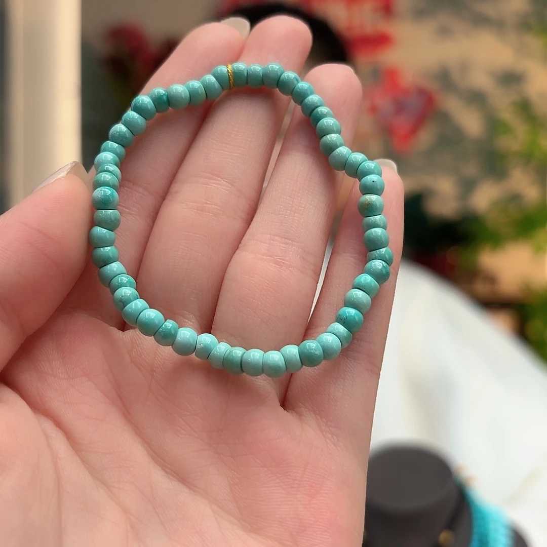 绿松石未镶嵌颈饰