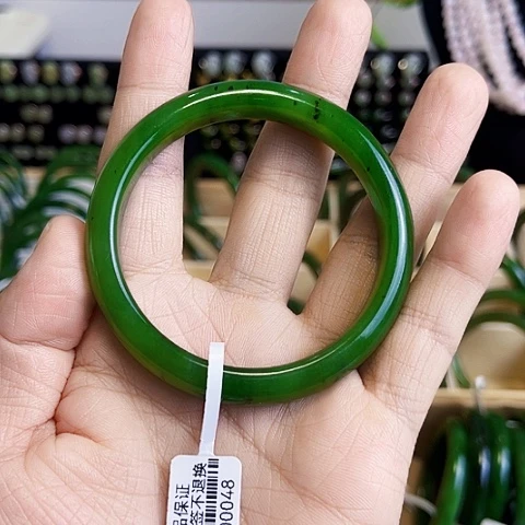 和田玉（碧玉）手镯未镶嵌魅*含