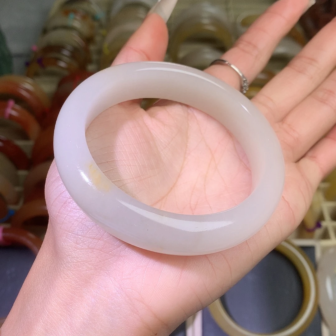 石英质玉（黄龙玉）未镶嵌手镯