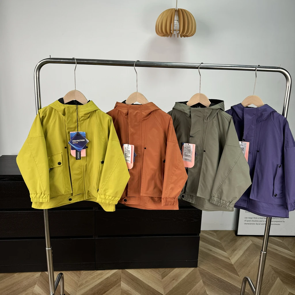 25春新款大口袋休闲连帽外套中大童男女童防风保暖冲锋衣夹克6750