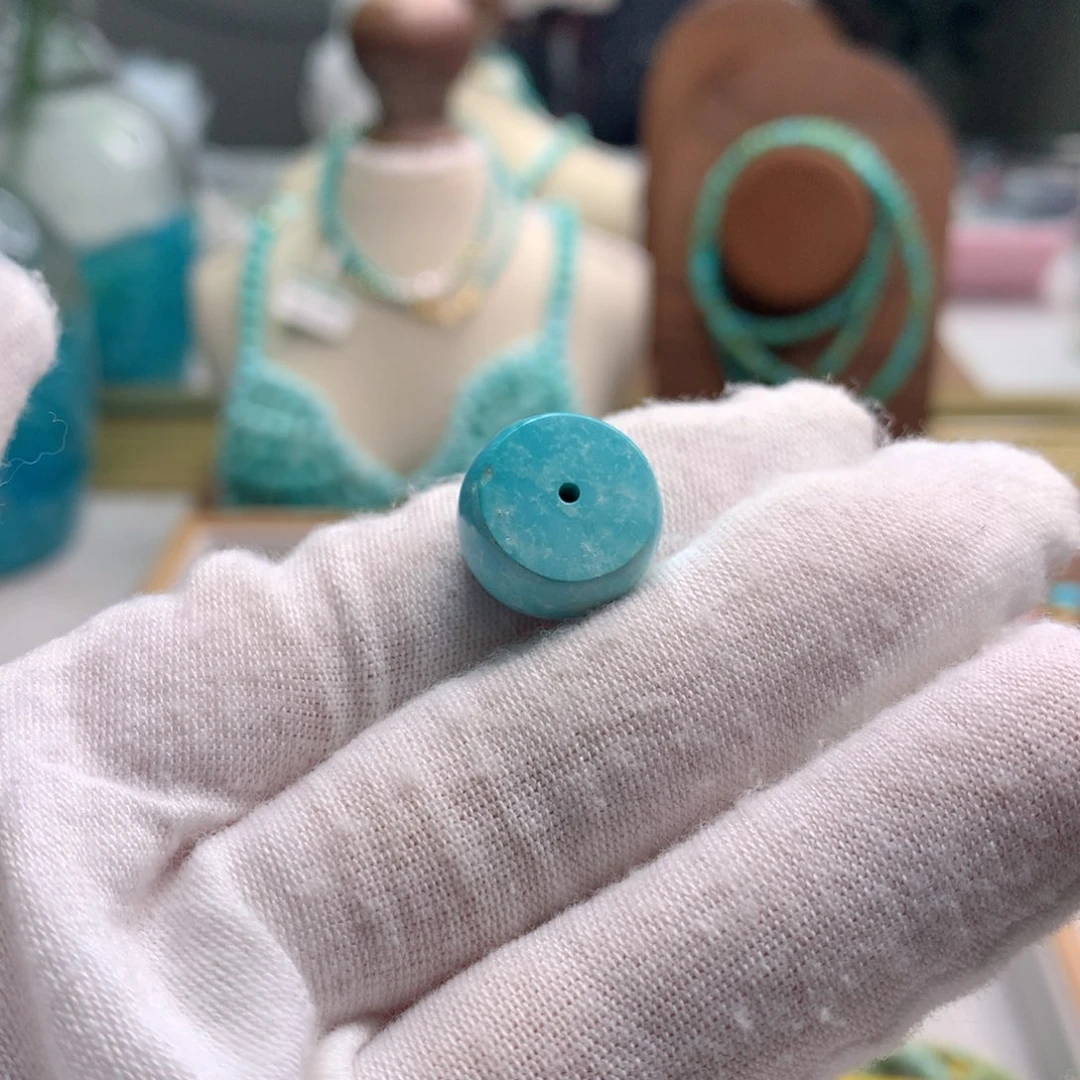 绿松石未镶嵌饰品