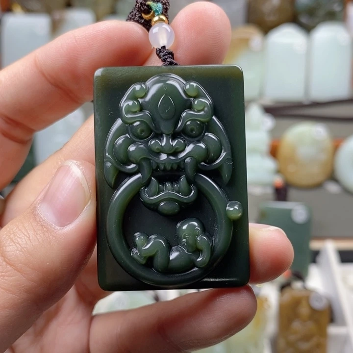 和田玉（糖玉）未镶嵌颈饰