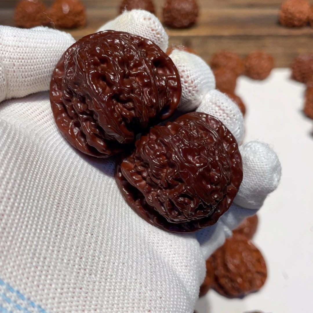 大叶紫檀（黑酸枝木类）