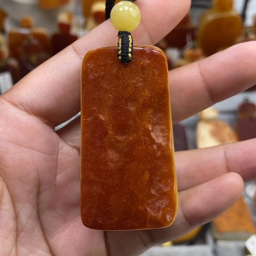 【闪购商品】琥珀颈饰未镶嵌