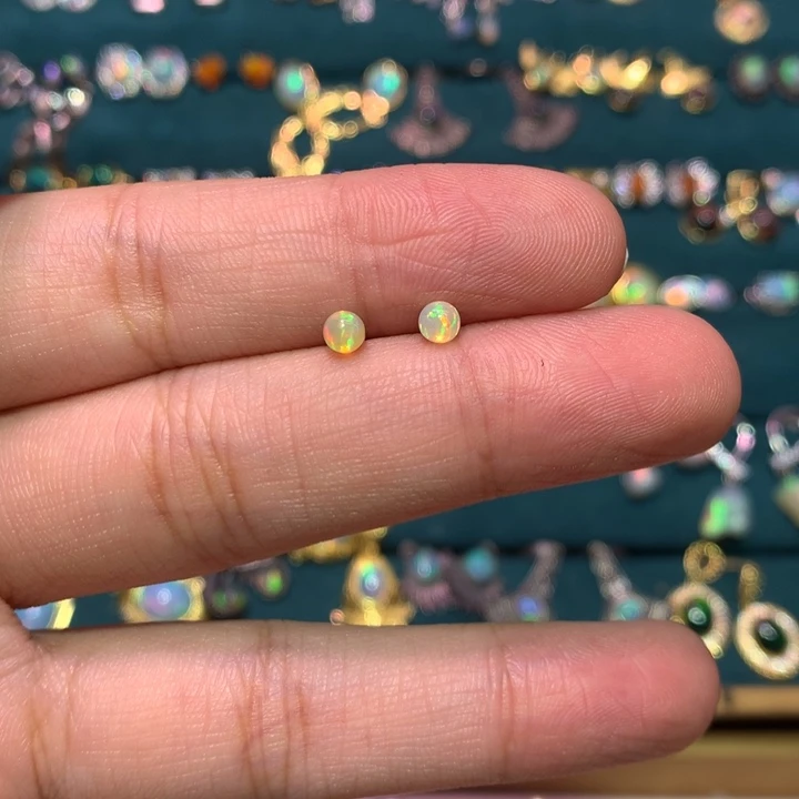 银S925镶嵌欧泊耳钉福利款不退不换