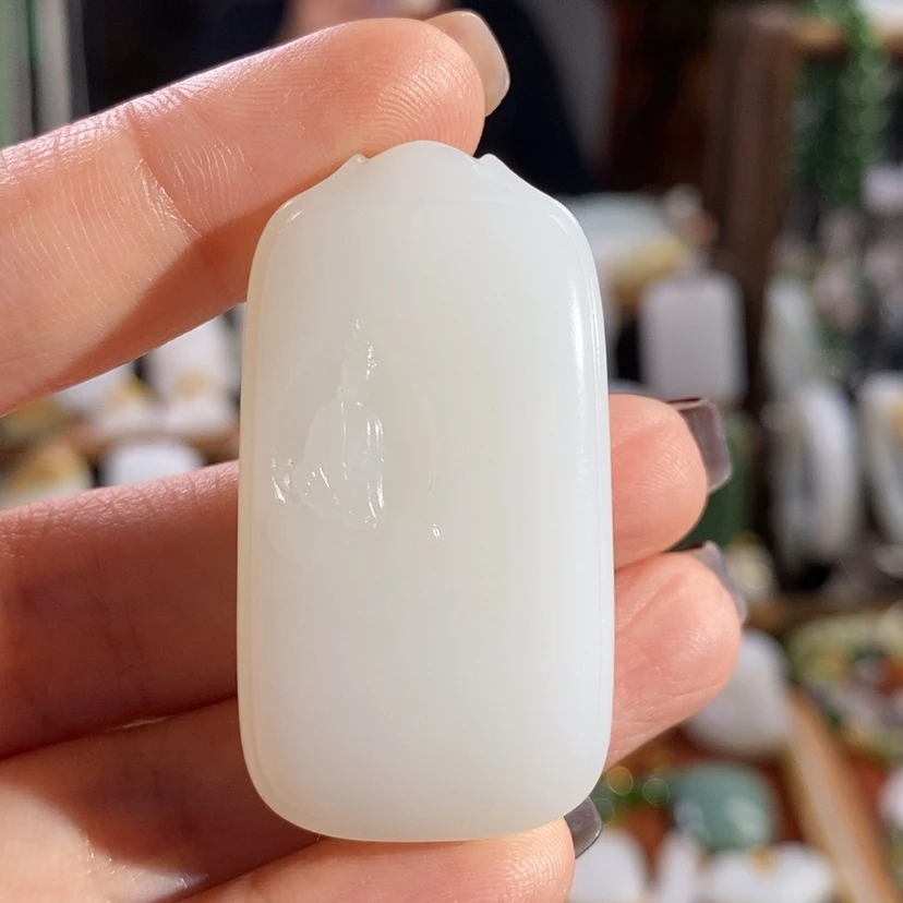 【闪购商品】颈饰未镶嵌和田玉
