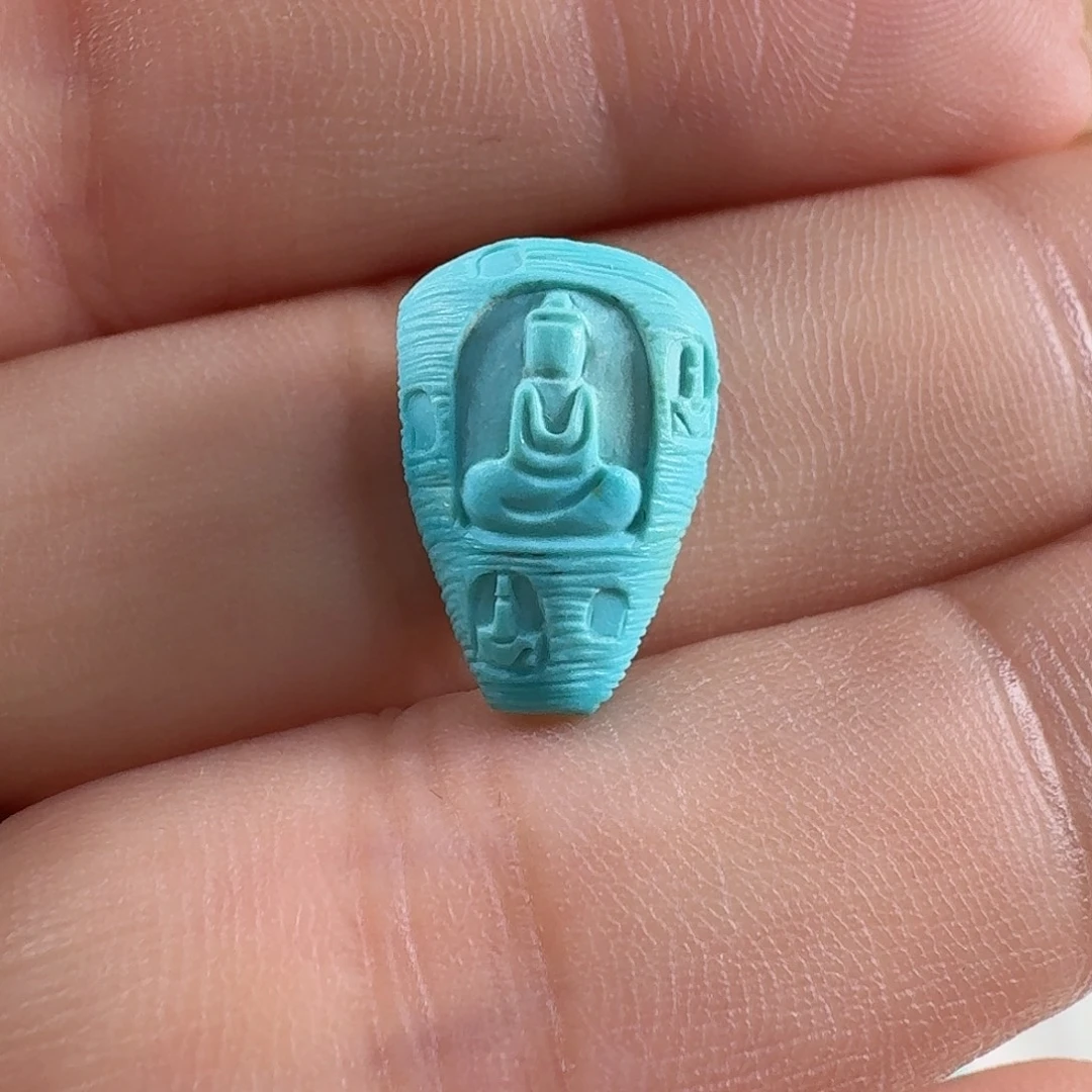 绿松石未镶嵌颈饰