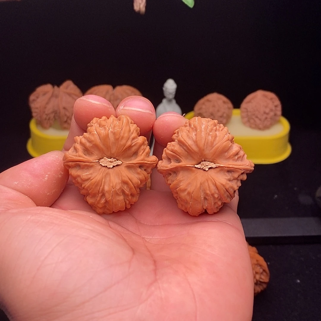 文玩核桃吊坠凹底40老粉福利