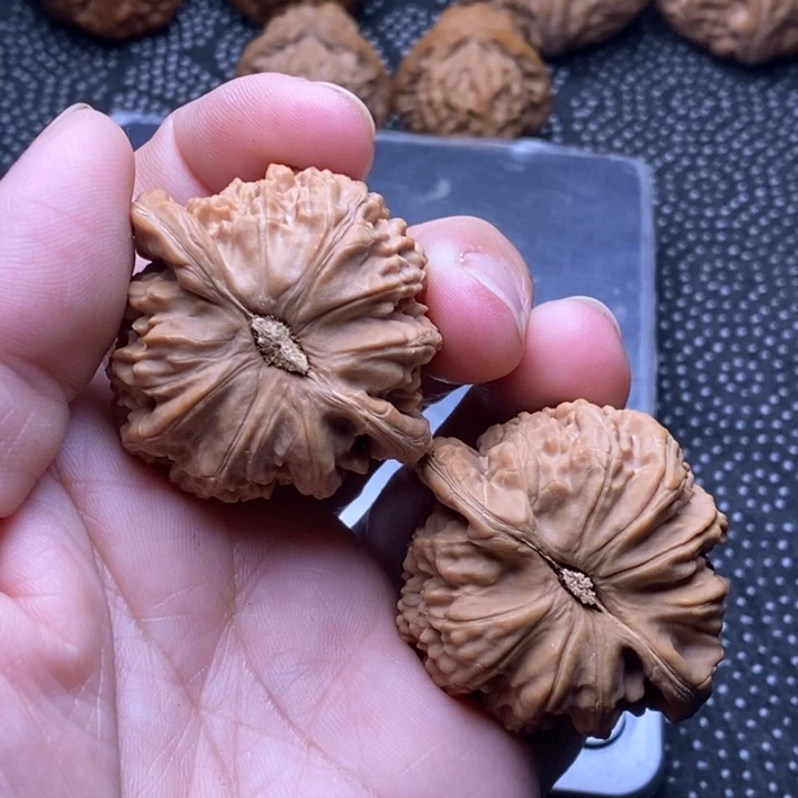 吊坠文玩核桃白狮子