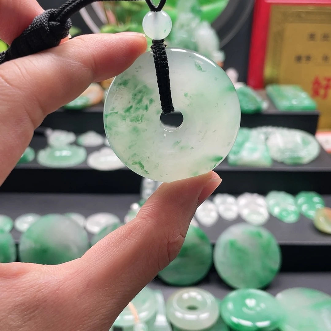 丝***】石英质玉吊坠未镶嵌