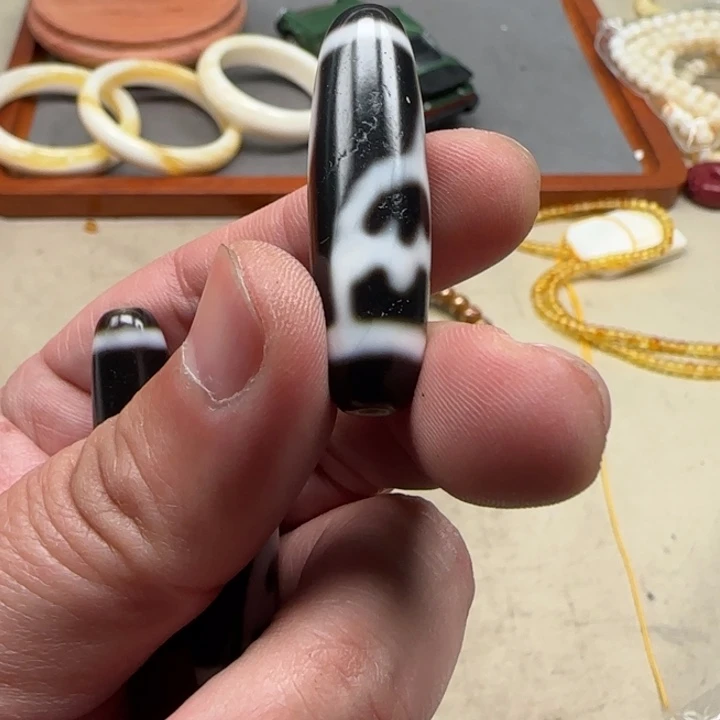 白玉菩提吊坠白色8906