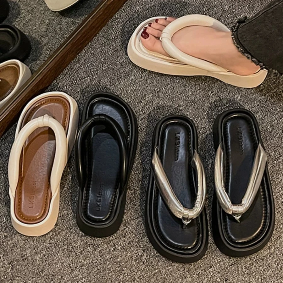 松糕跟厚底女款夏季外穿高级感夹趾人字拖鞋2323(拍大一码)