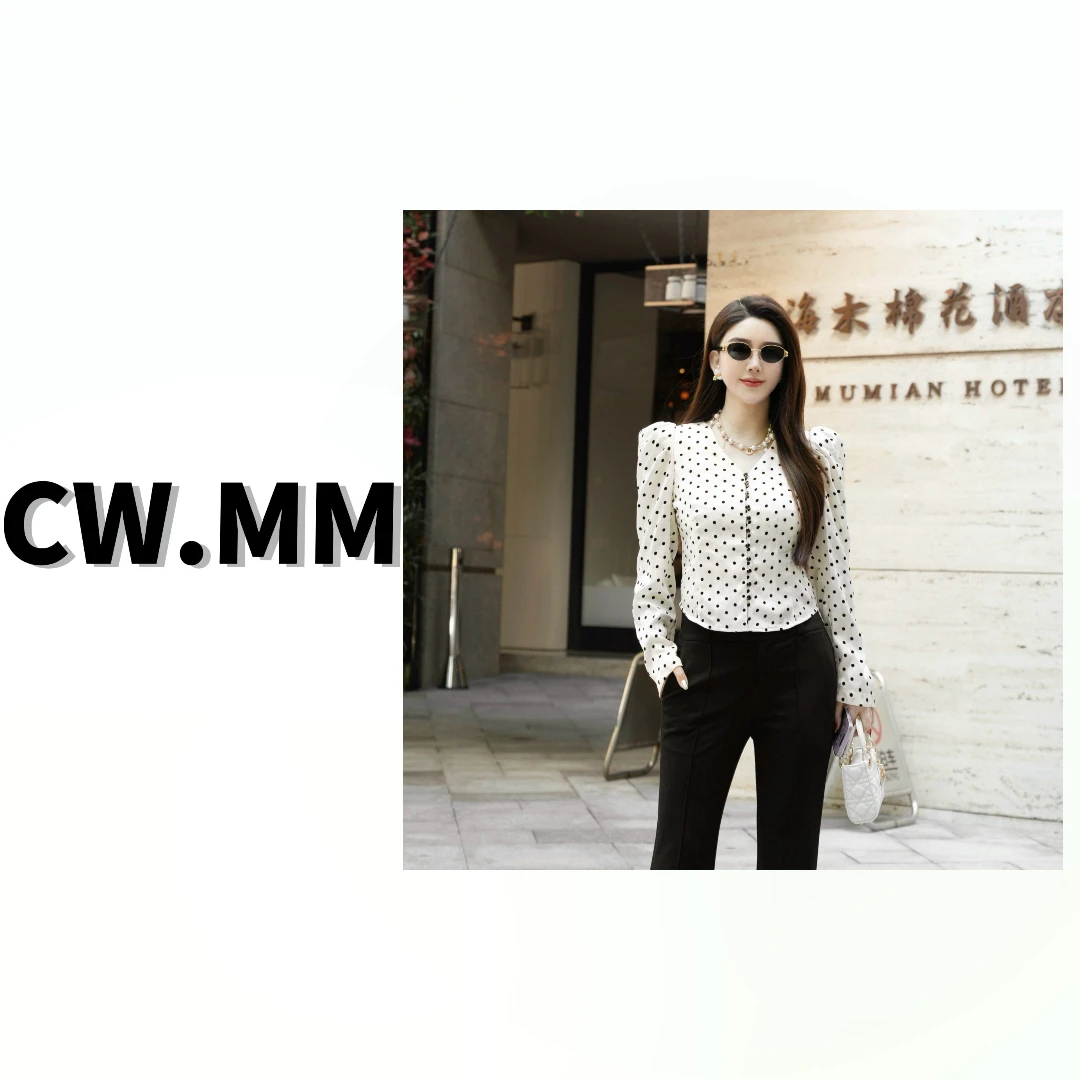 CW.MM v领收腰显瘦波点泡泡袖上衣