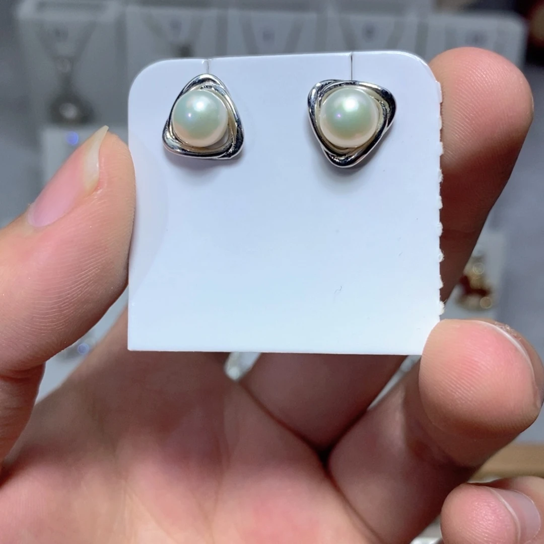 淡水珍珠银S925镶嵌耳饰