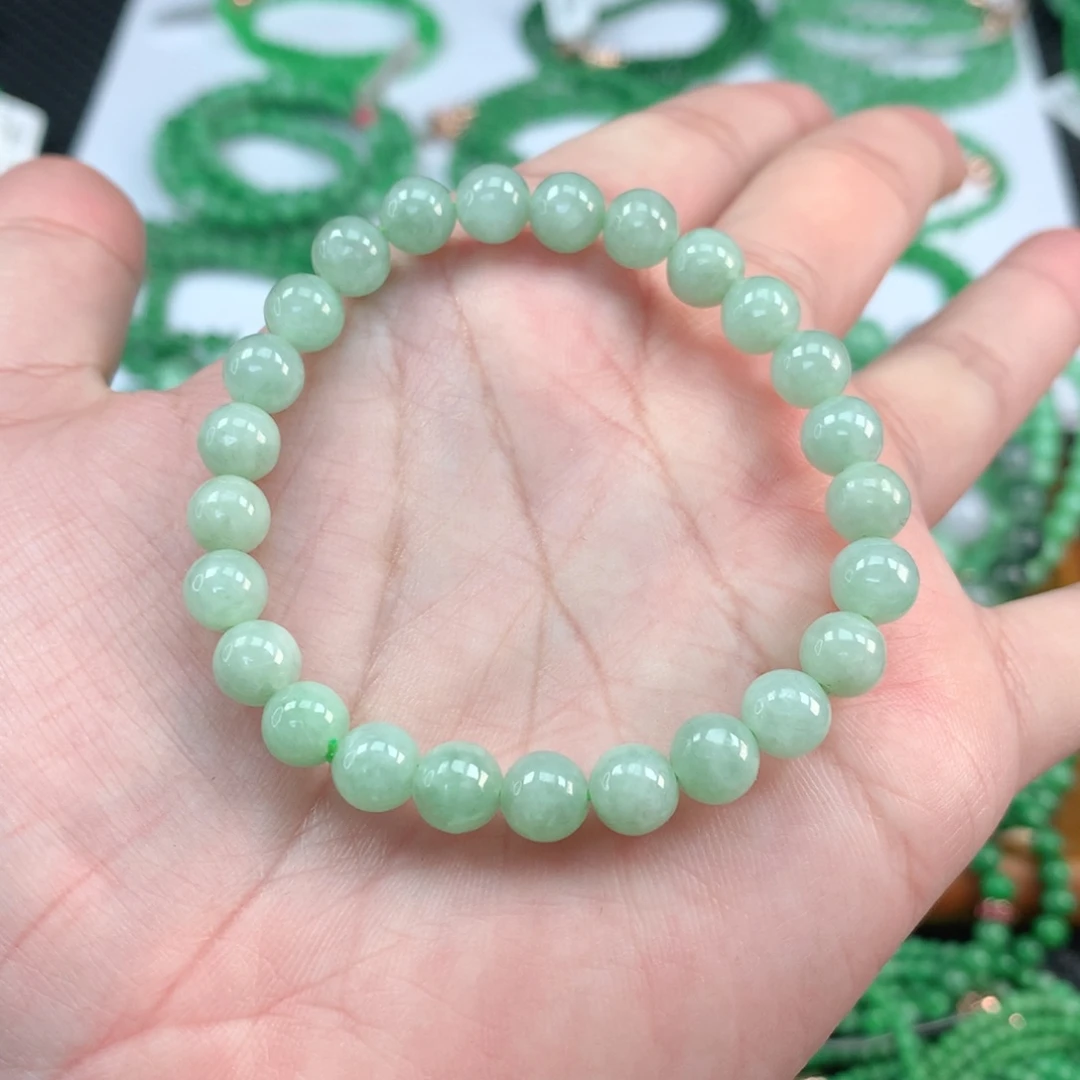 翡翠手链未镶嵌翡翠