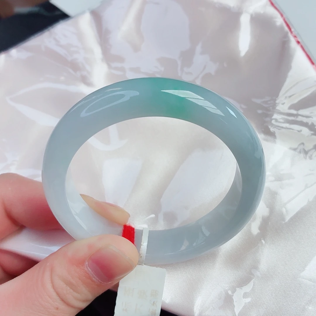 翡翠未镶嵌手镯天然翡翠A货