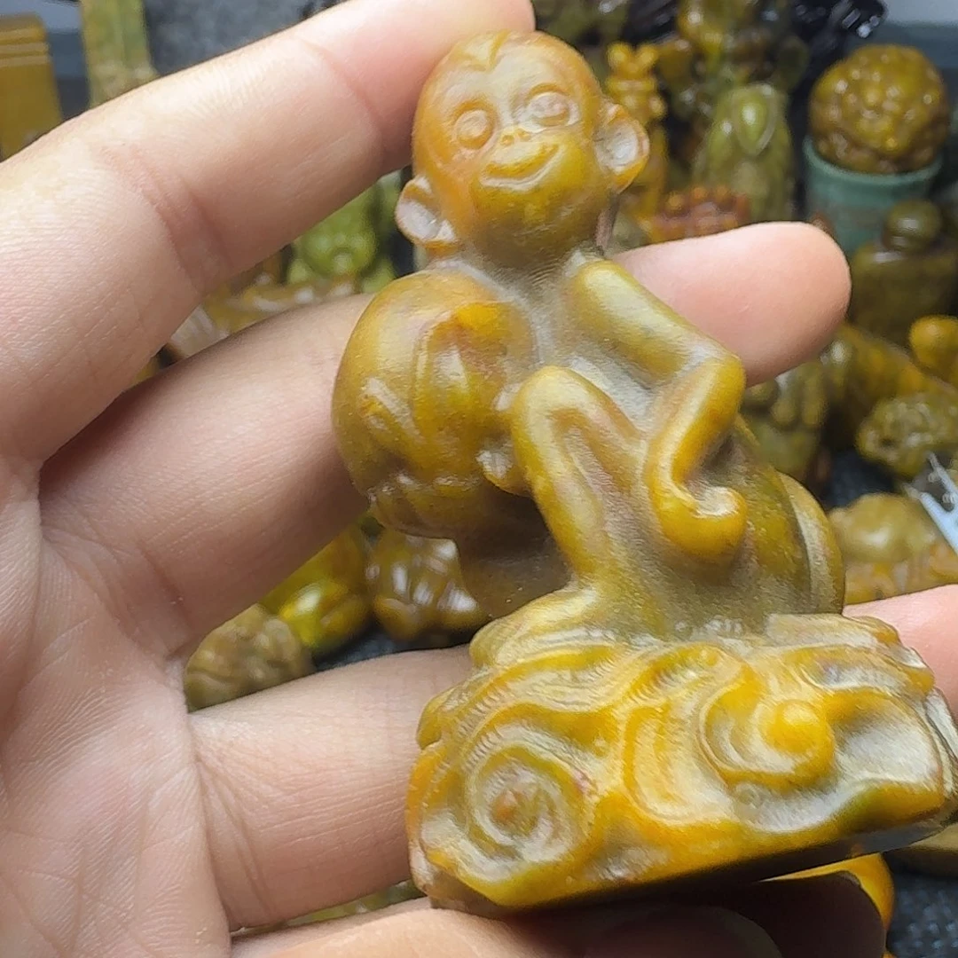 白玉菩提吊坠。。。