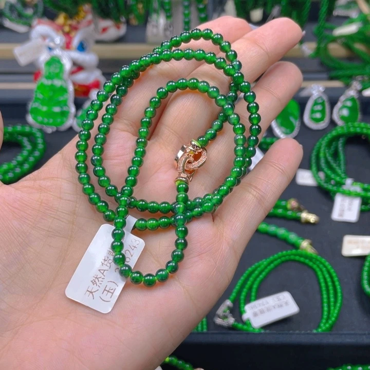 翡翠未镶嵌颈饰项链4