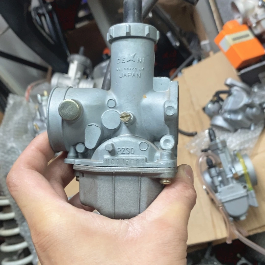 越野摩托车化油器一个