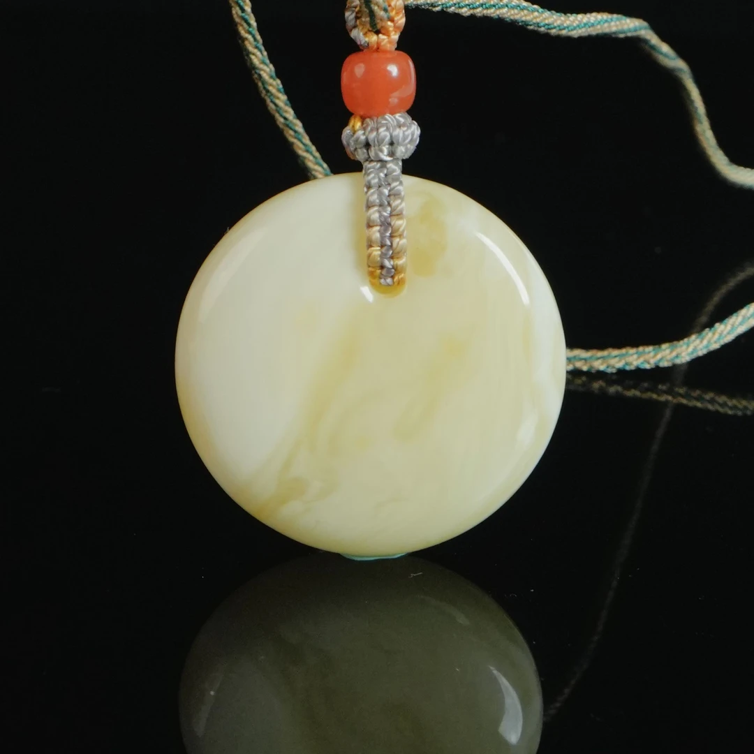 M6901 蜜蜡公主扣 40*15mm 17.39g