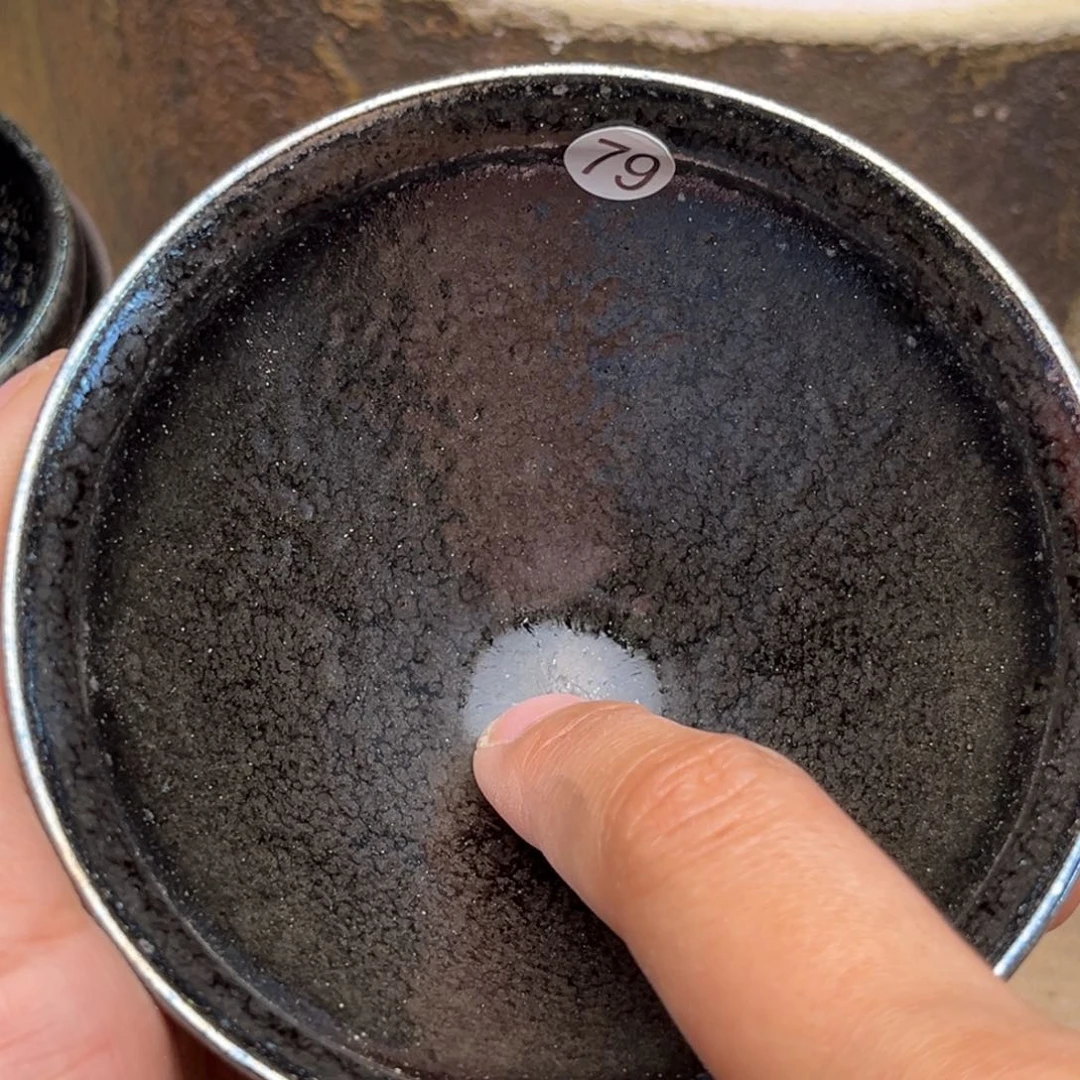 茶盏义兴龙窑坚持真柴烧