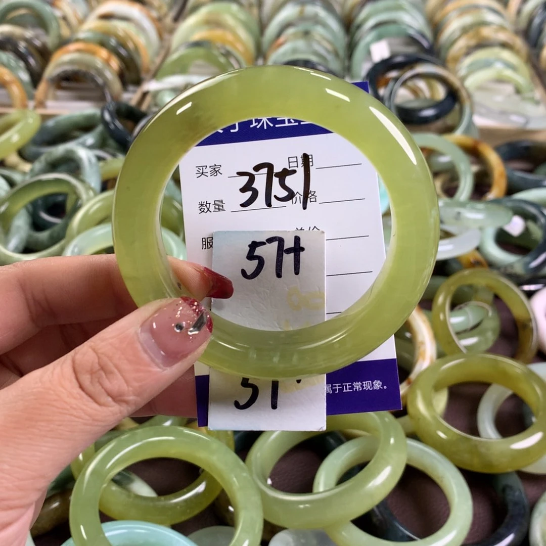 蛇纹石玉手镯未镶嵌3751