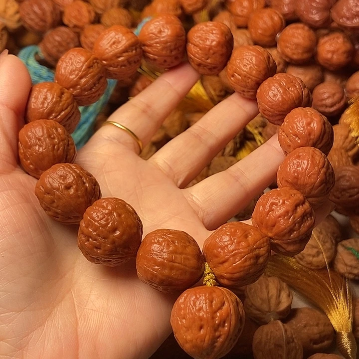 墨***宸文玩核桃手串小蛙