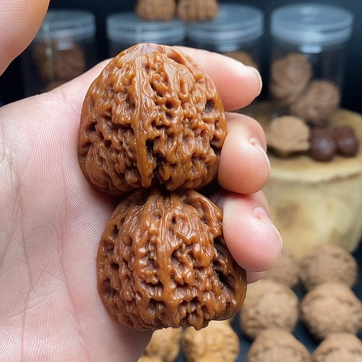 文玩核桃把件南疆