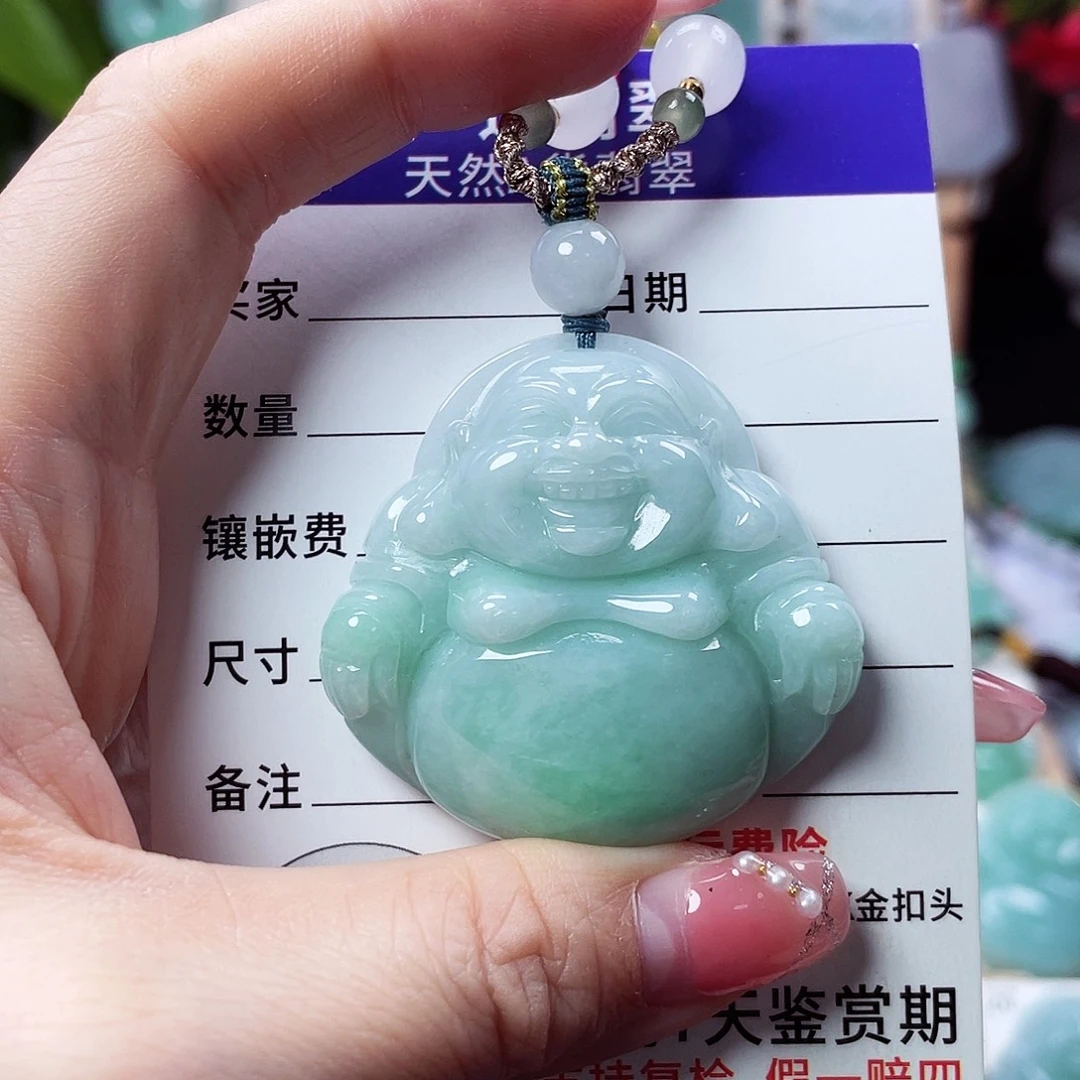 翡翠未镶嵌颈饰佛公52