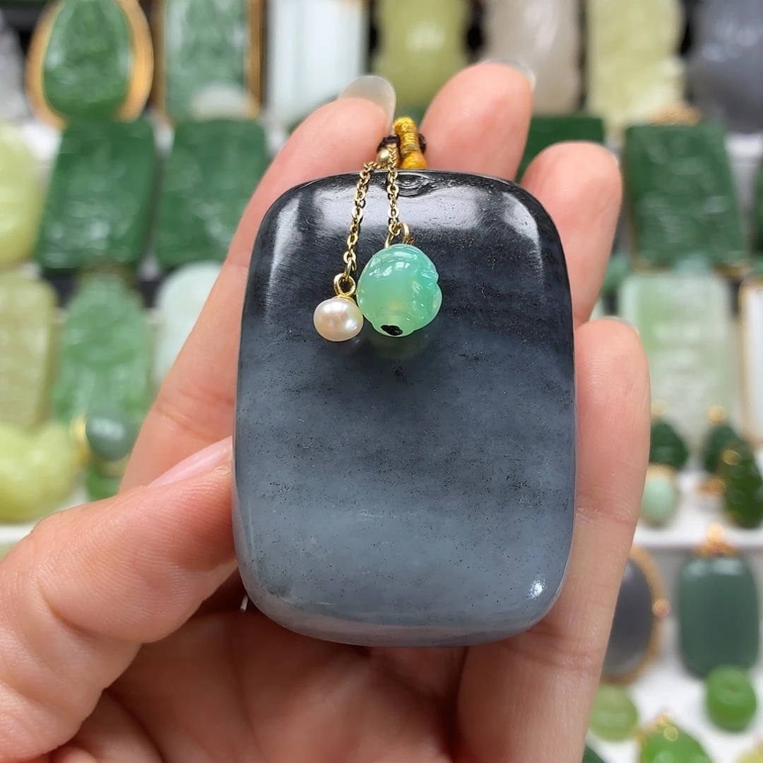 和田玉未镶嵌颈饰青花福利