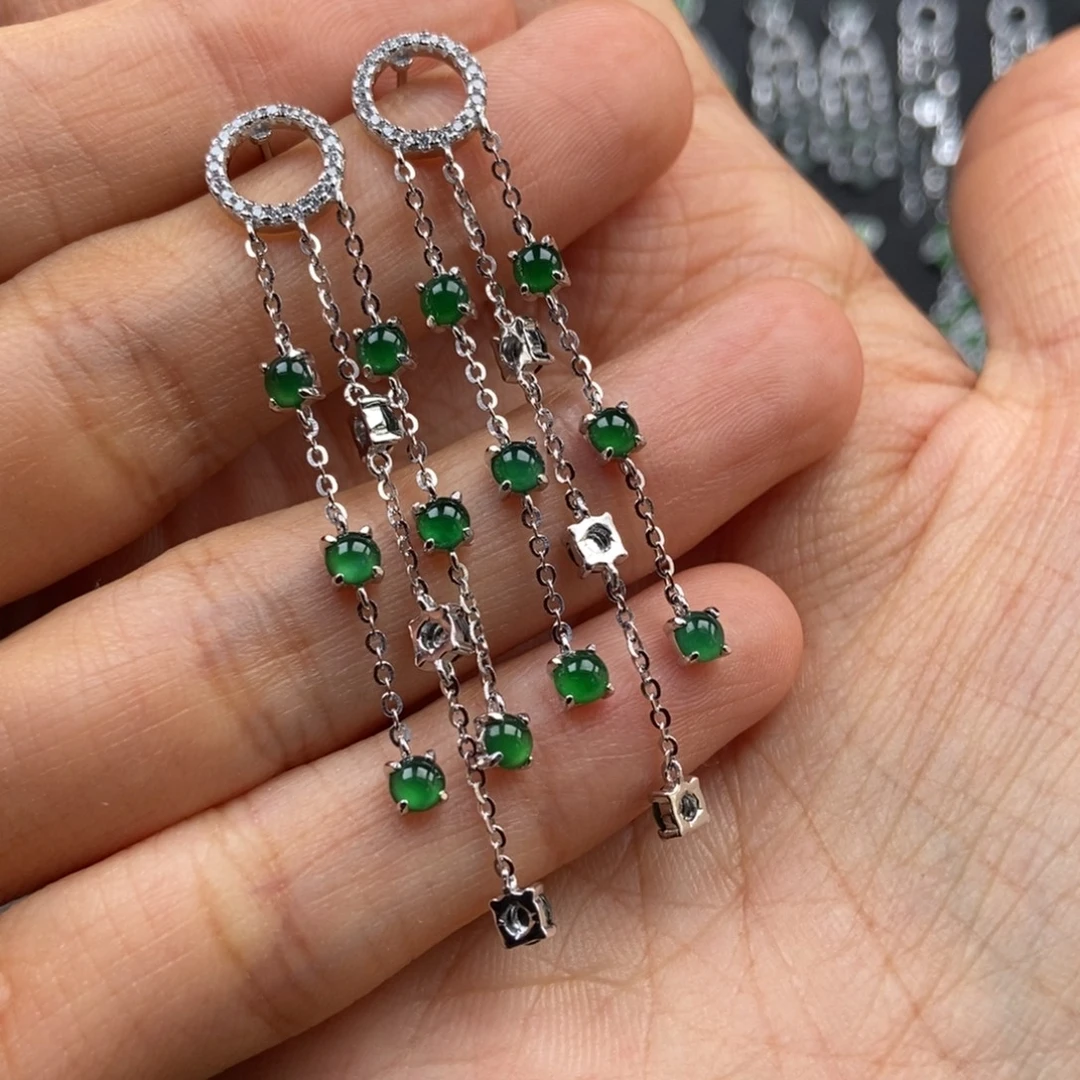 朵***朵银S925镶嵌翡翠耳饰