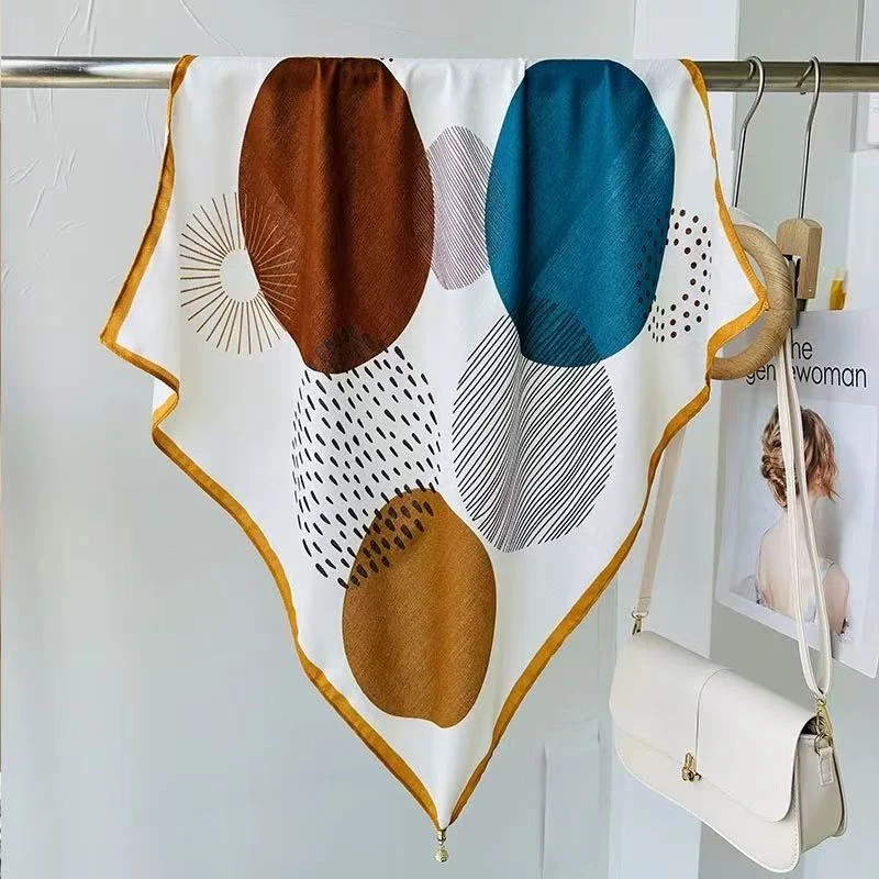 C117【几何韵彩】70*70左右小清新 布料